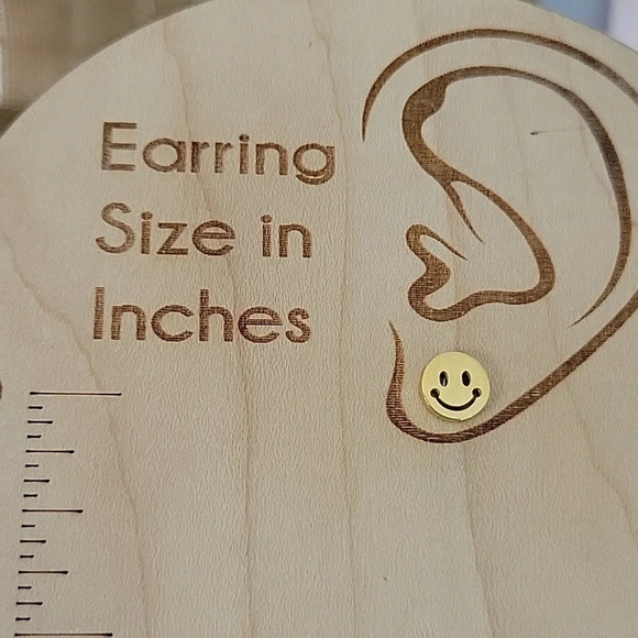 🔥LAST PAIR🔥 Smiley Face Stud Earrings, unisex - Picture 3 of 9